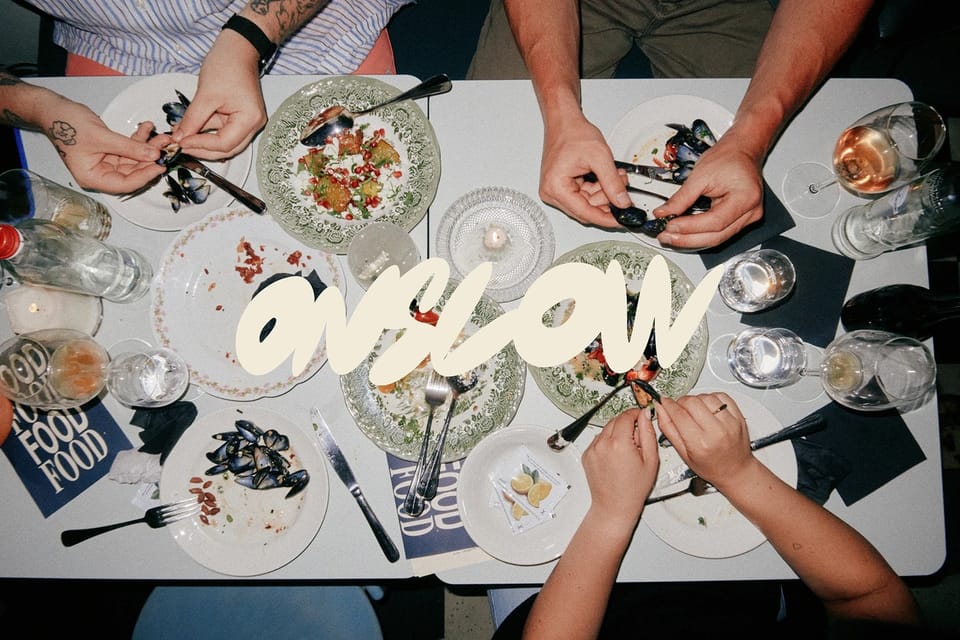 Gọn gàng và Chill: Thiết kế Brand Identity cho nhà hàng Onslow tại Bruges