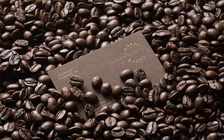 Caffè Pagani và thiết kế bao bì lấy cảm hứng từ máy rang cà phê của Pavel Emelyanov Image 1: caffè pagani pavel emelyanov coffee branding packaging container design