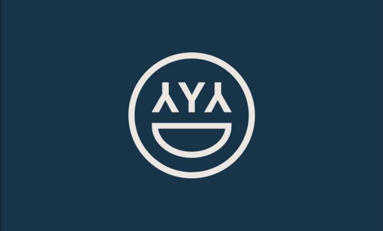 Phong cách tối giản đầy tinh tế trong bộ nhận diện thương hiệu AYA IImage 1: AYA branding hero packaging mockup design