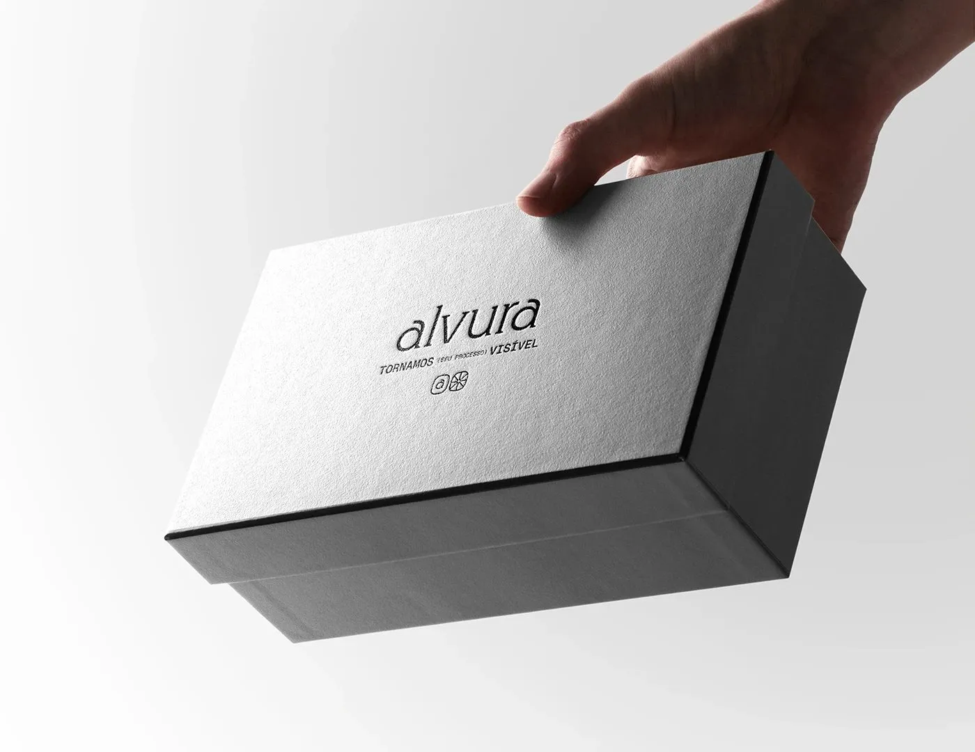 Image 2: Alvura Filmes branding silver foil-stamped rigid paper presentation box