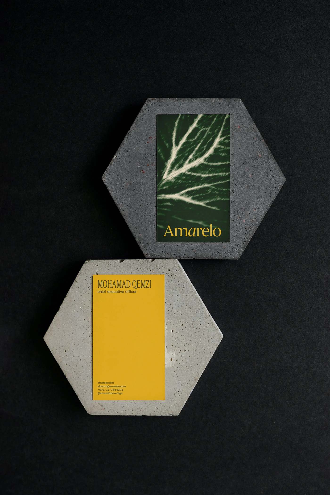 Image 7: Amarelo Beverages branding paper box packaging close up