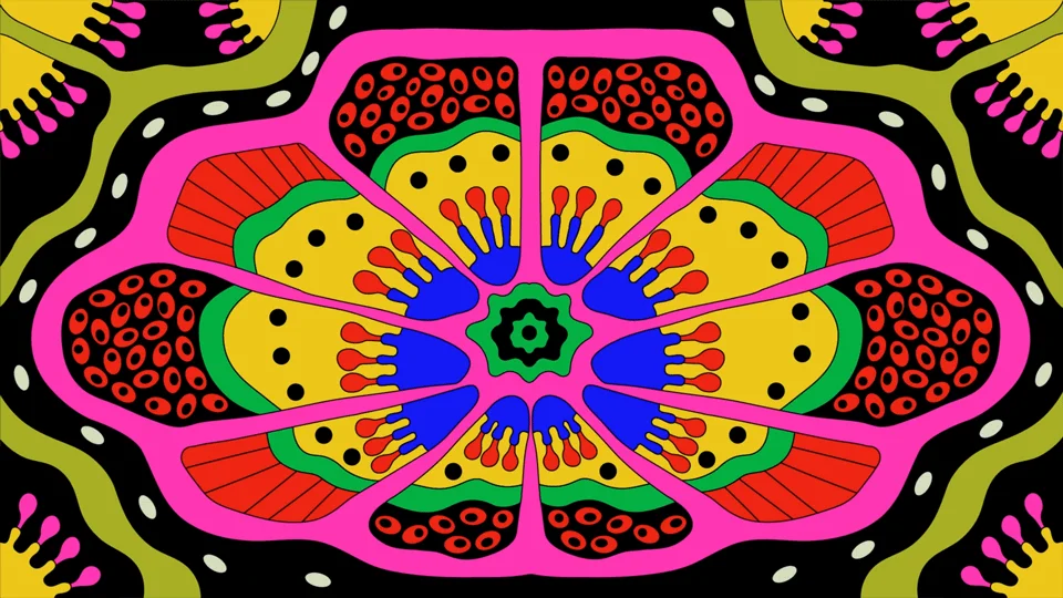 Img09 - Vibrant Aesthetics and Motion in '緑midori' by Lucia Pham
