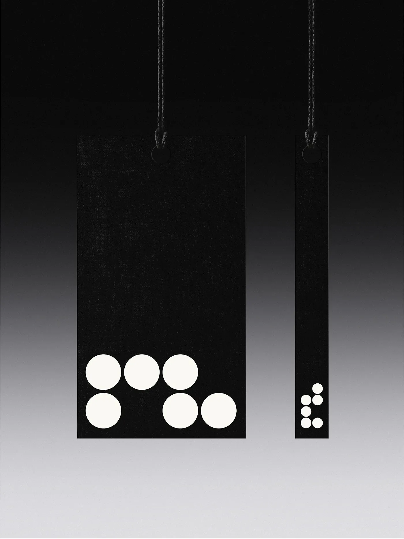 Img02 - Runlab: Technical Running Apparel and Modular Dot-Matrix Branding
