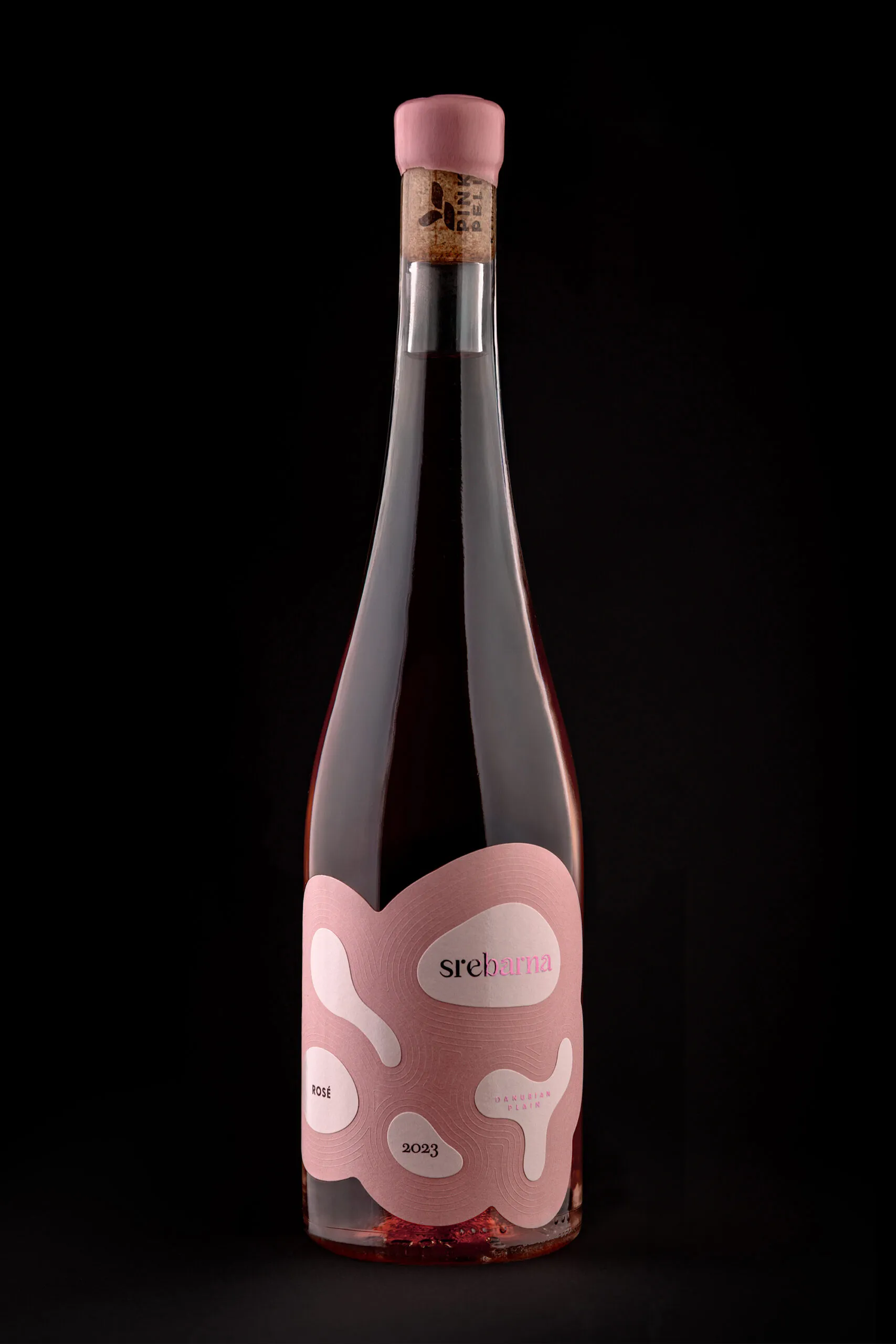 Img08 - Srebarna Rosé – Packaging Design Shaped by the Ripples of the Lake