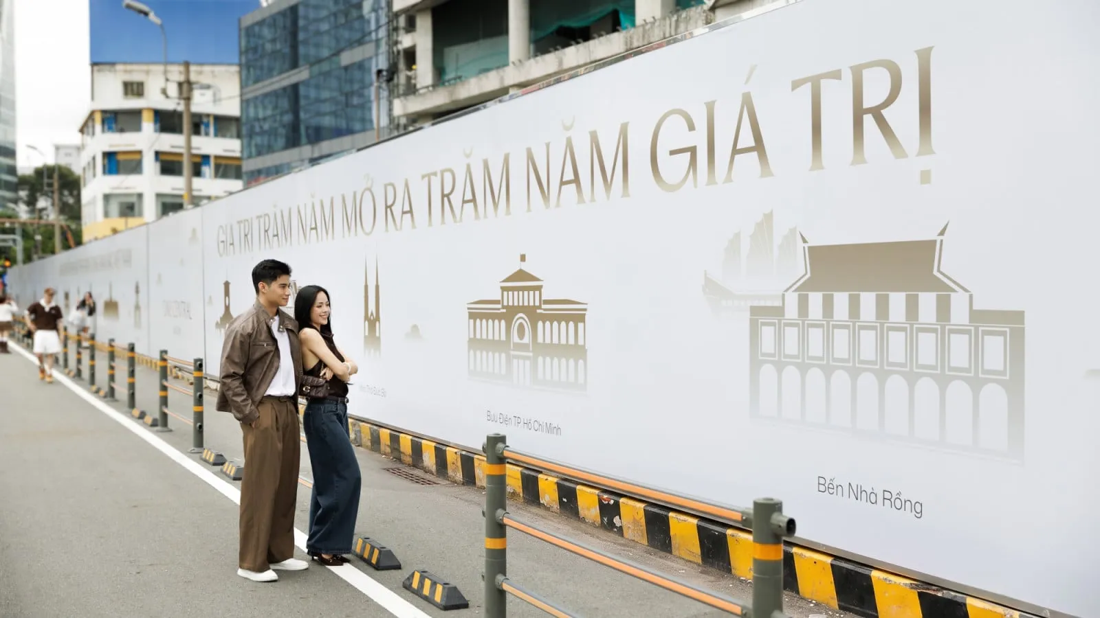 Img03 - One Central Saigon: Turning Construction Hoardings into a Heritage Canvas