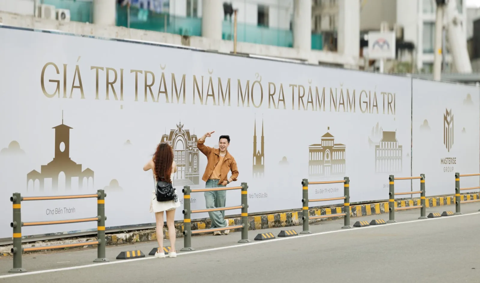 Img04 - One Central Saigon: Turning Construction Hoardings into a Heritage Canvas