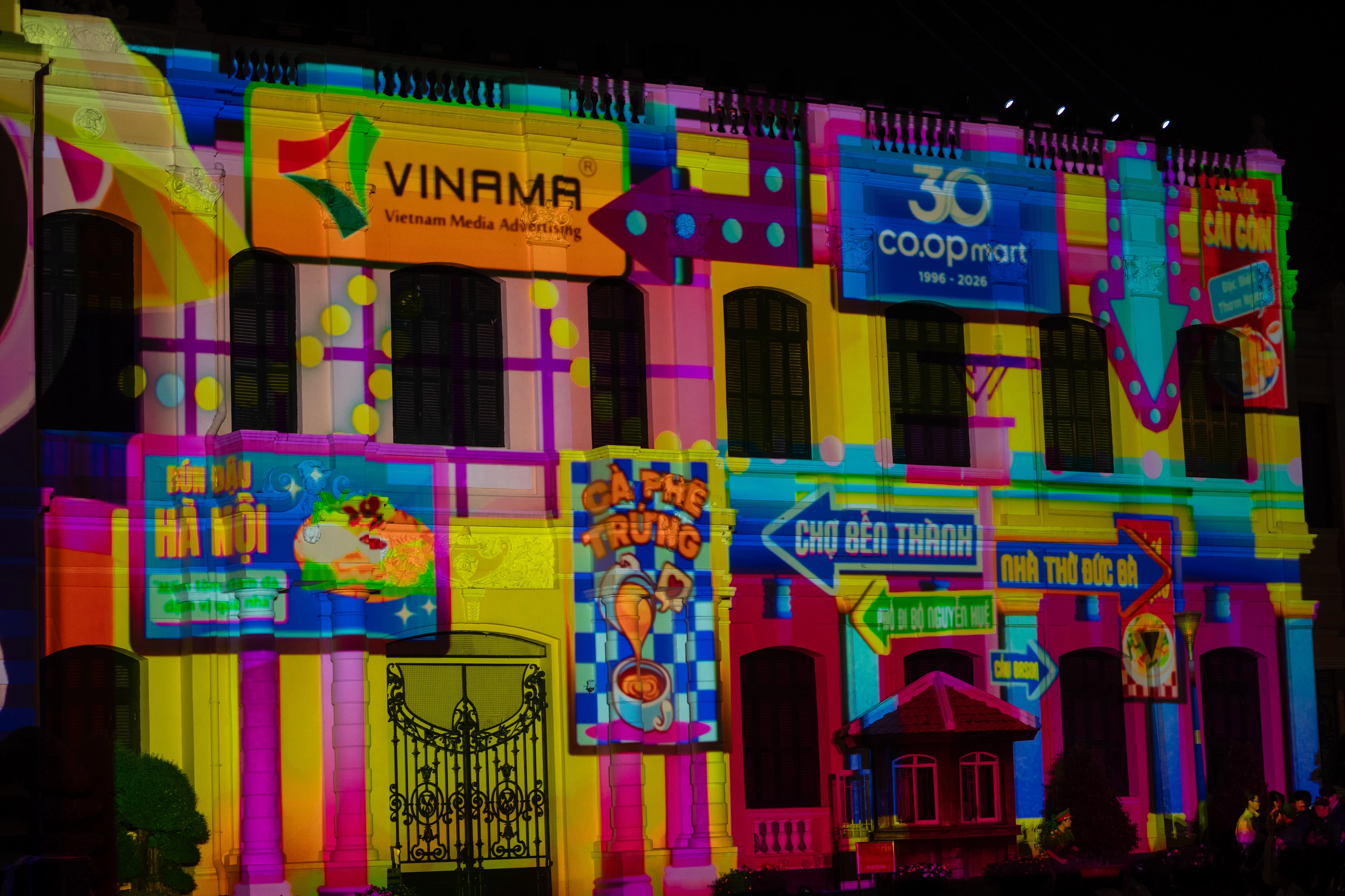 Img90 - Visualizing HCMC: Phase 2 - Interaction by MxC Creative
