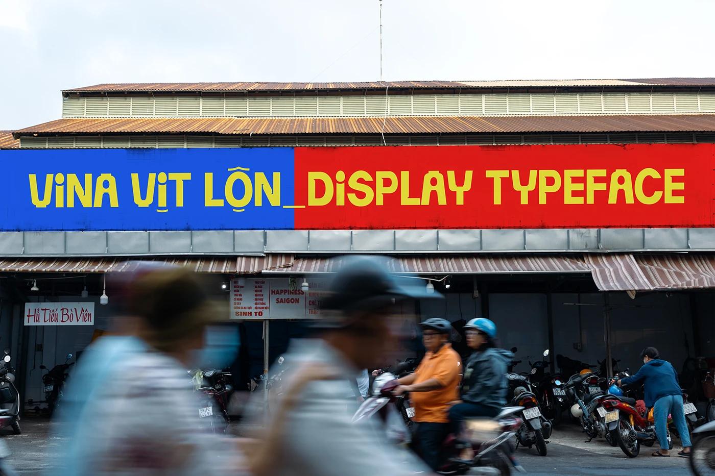 Vina Vit Lon: A Bold Display Typeface Rooted in Vietnamese Street Culture