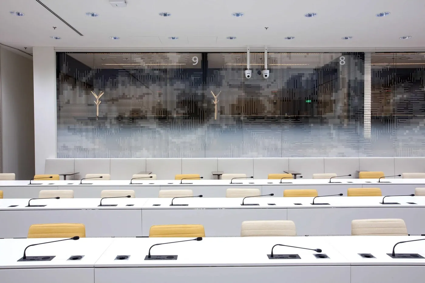 Img03 - Eurojust Spatial Design: Balancing Privacy and Openness with Silo's Graphic Glass Film