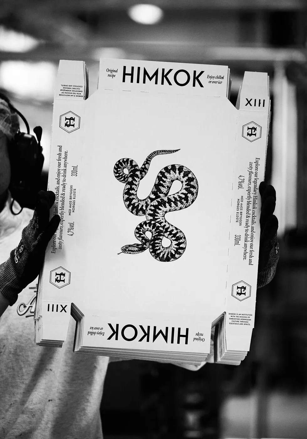 Img04 - Himkok RTD: OlssønBarbieri’s Apothecary Packaging Design