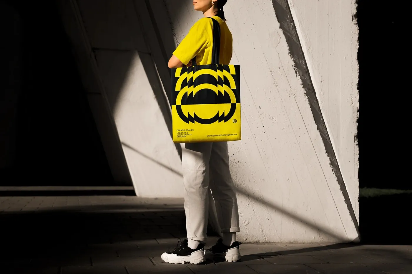 Img06 - Obrazur Concept: A Kinetic Visual Identity System by Obrazur Brands