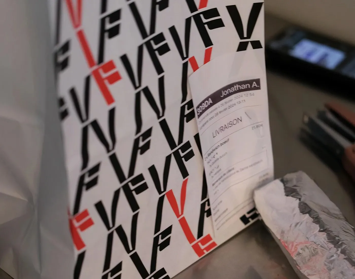 Img07 - Vif Visual Identity: A Bold Modular System by Brand Brothers