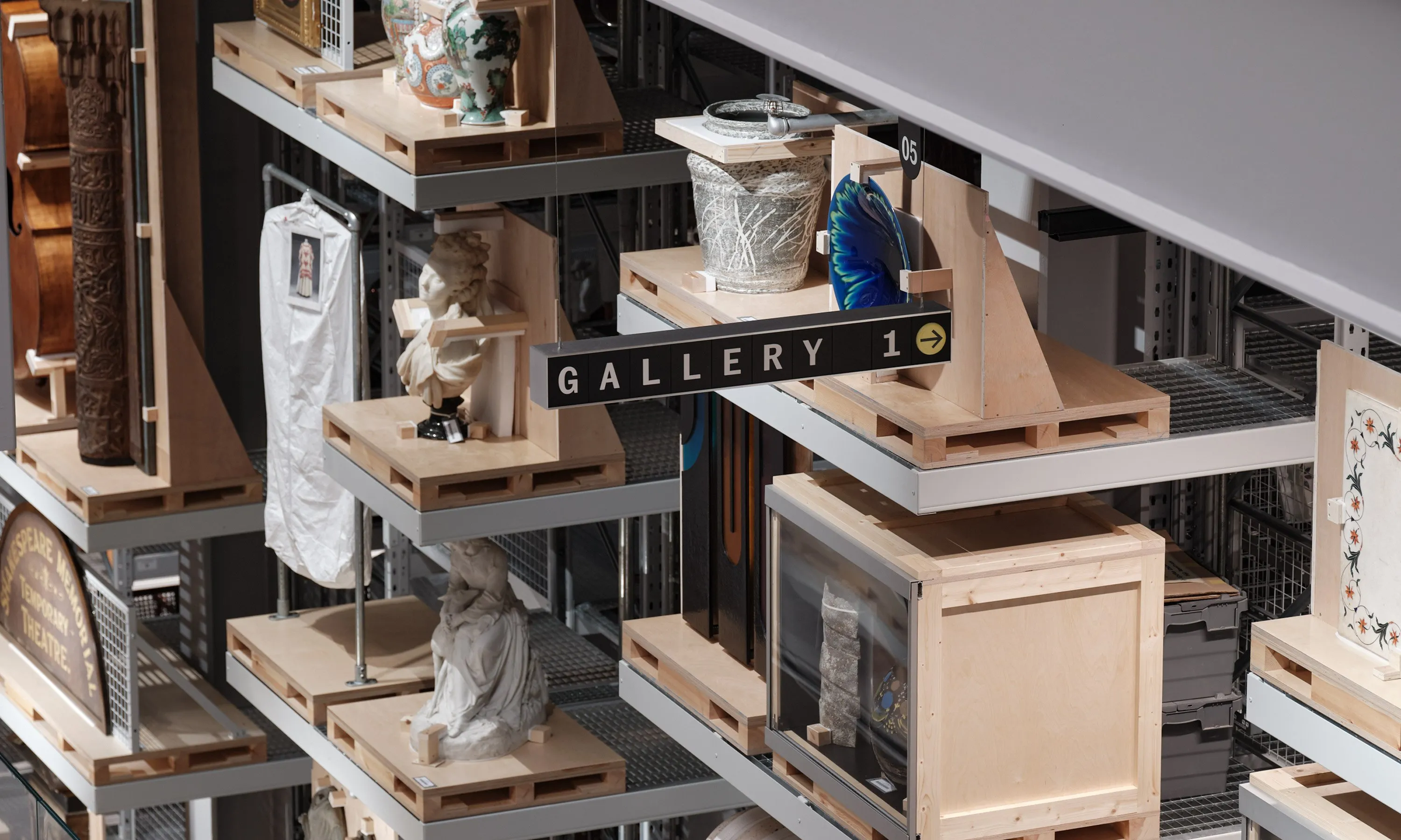 Img07 - Fieldwork Facility Turns V&A East Storehouse Wayfinding into an Analogue Operating System