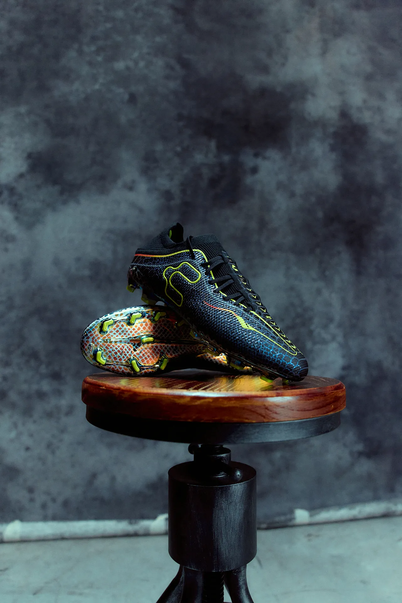 Img05 - Charly Soccer x Héctor Herrera: Bringing Aztec Mythology to Life in "Quetzalcoatl"